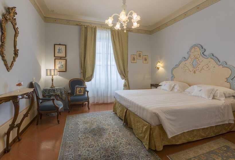 اتاق سوپریور با تخت بزرگ, Villa Marsili