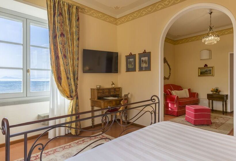 سوئیت با تخت بزرگ, Villa Marsili