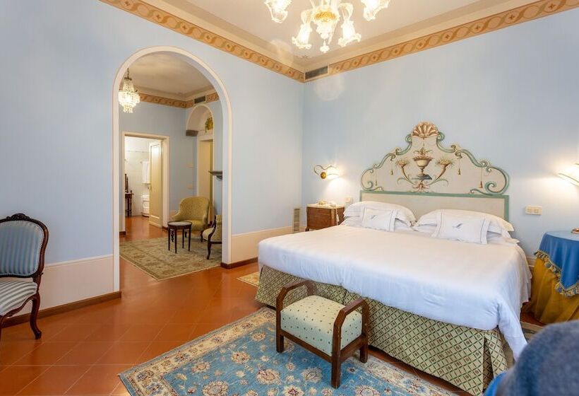 سوئیت با تخت بزرگ, Villa Marsili
