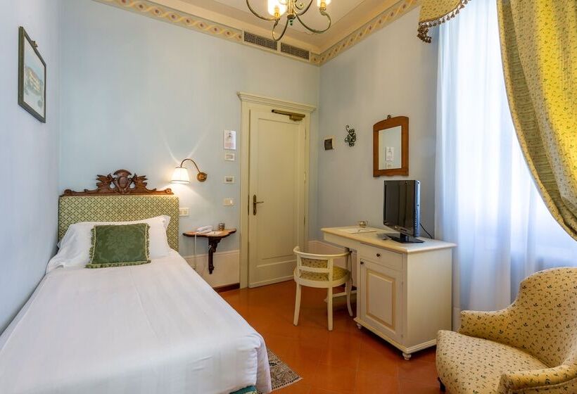 اتاق استاندارد یک نفره, Villa Marsili