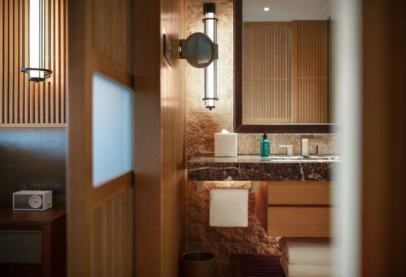 Номер Deluxe Кровать Кинг, New World Qingyuan Hotel  Formerly Khos Qingyuan