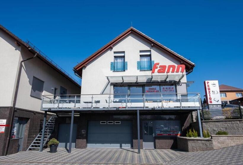 Номер Стандарт Трехместный, Penzion Fann