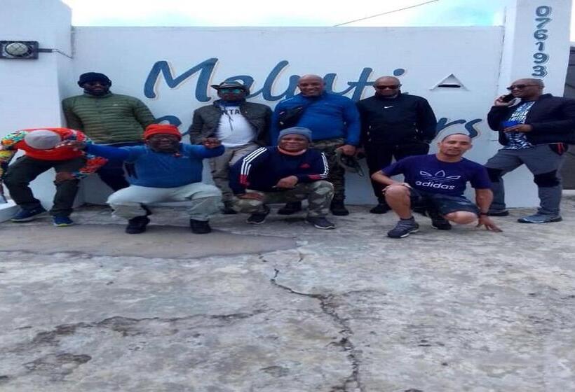 Люкс, Maluti Backpackers