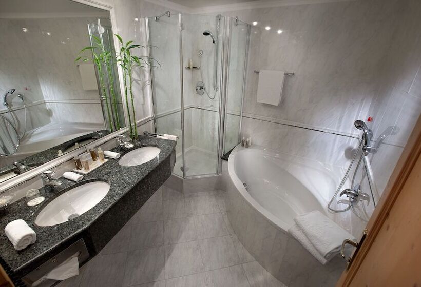 Люкс Повышенной Комфортности, Gardena Grödnerhof   Hotel & Spa