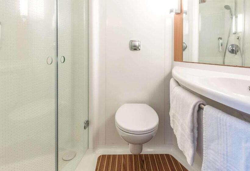 Номер Стандарт, Ibis Issoire