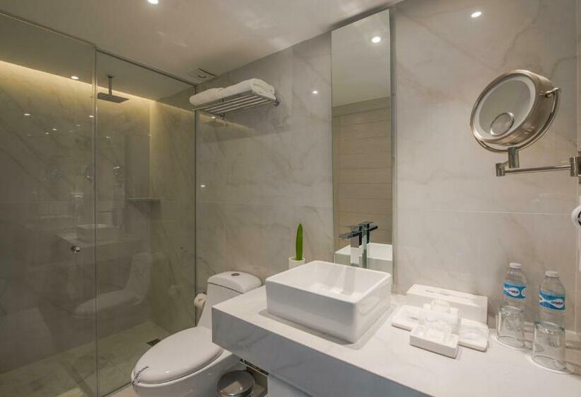 סוויטת ג'וניור פרמים נוף לים, Oleo Cancun Playa All Inclusive Resort