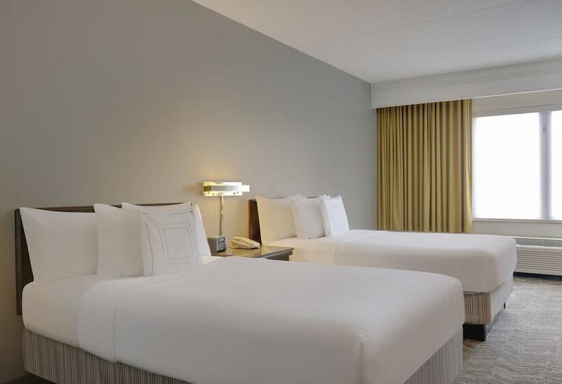 스위트, Springhill Suites By Marriott Newark International Airport