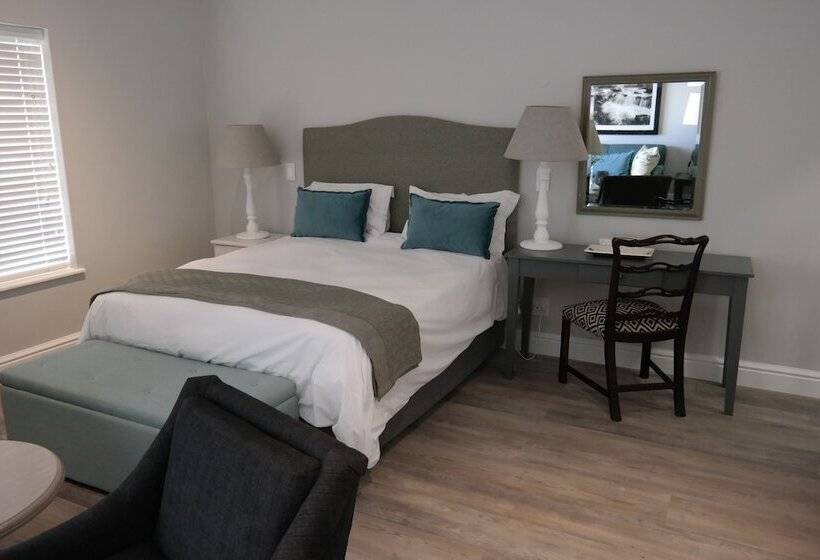 Студия Deluxe, Quartet Hotel And Garden Suites
