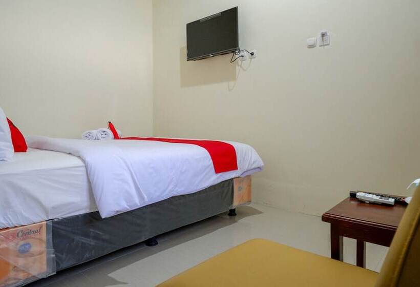 Номер Стандарт, Reddoorz Near Stadion 45 Karanganyar