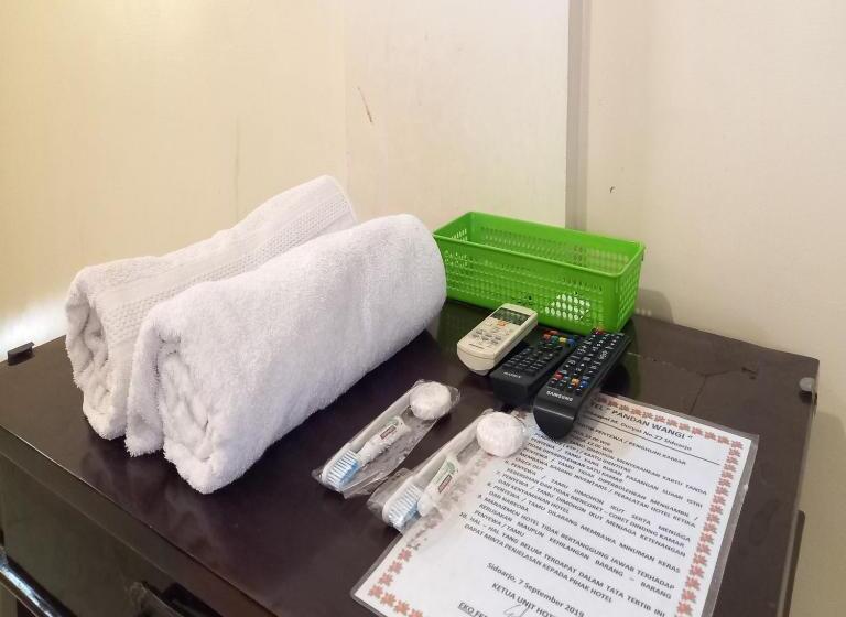 Номер Стандарт, Reddoorz Syariah At Hotel Pandan Wangi Near Alun Alun Sidoarjo