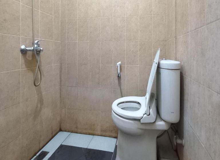 Номер Superior, Reddoorz Syariah At Hotel Pandan Wangi Near Alun Alun Sidoarjo