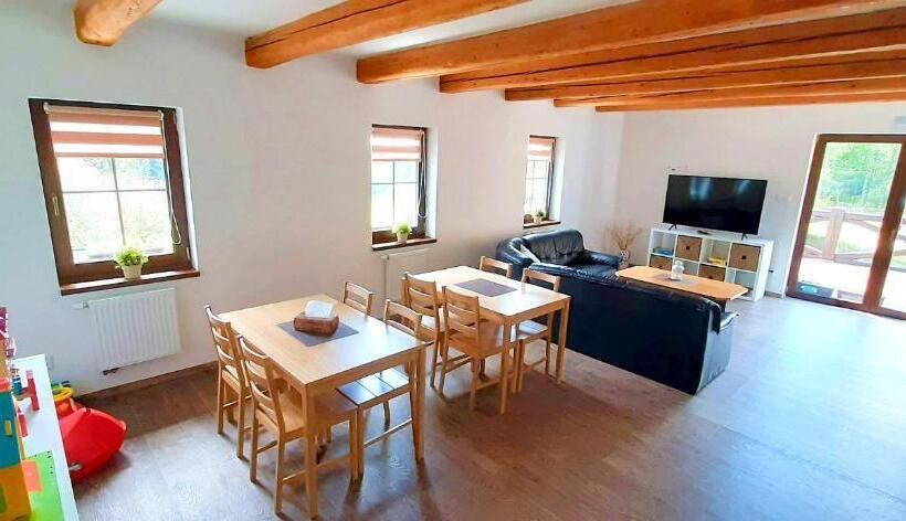 Трехместный Номер Deluxe, Penzion Studánka, Klíny