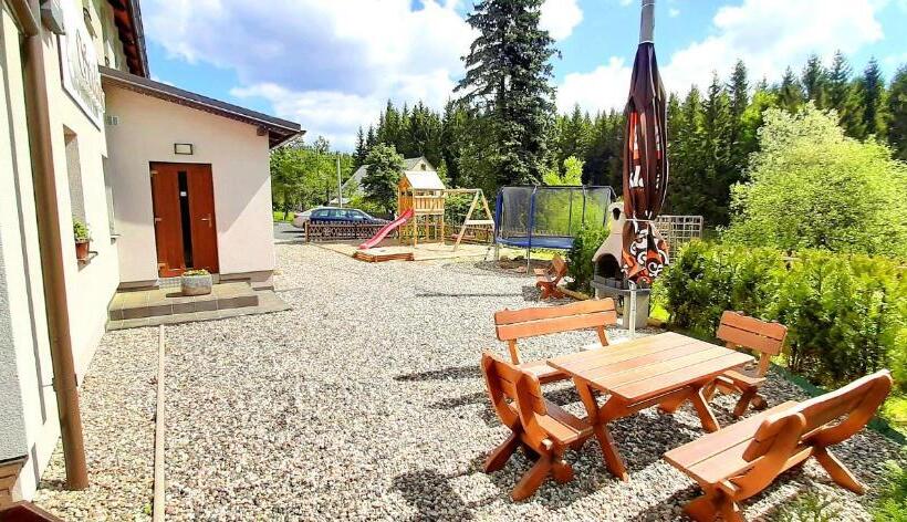 Семейный Номер Вид на Горы, Penzion Studánka, Klíny