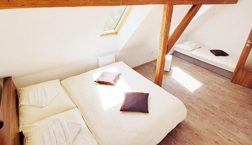 Family Suite, Penzion Studánka, Klíny