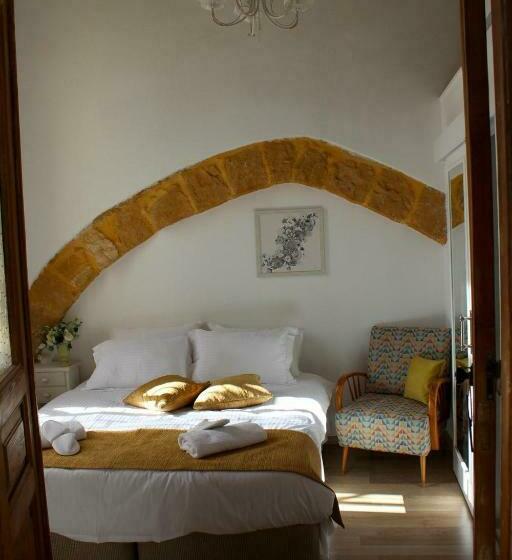 Номер Deluxe, Pedieos Guest House