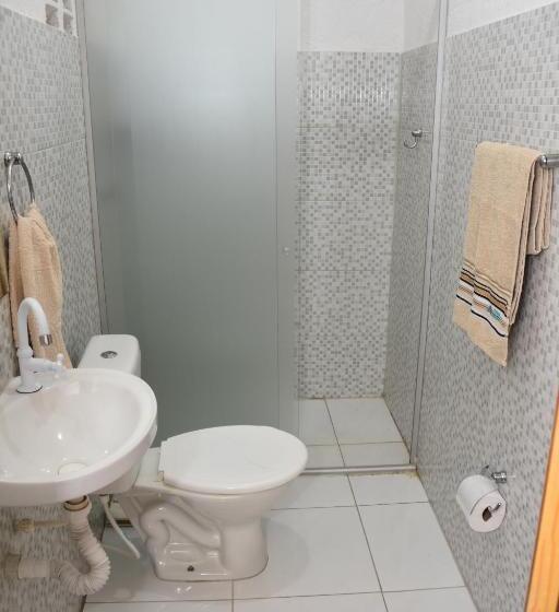 اتاق لوکس, Pousada E Posto Amigão