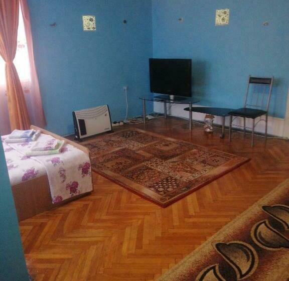 اتاق استاندارد با سرویس بهداشتی مشترک, Vila La Izvorul Putinei