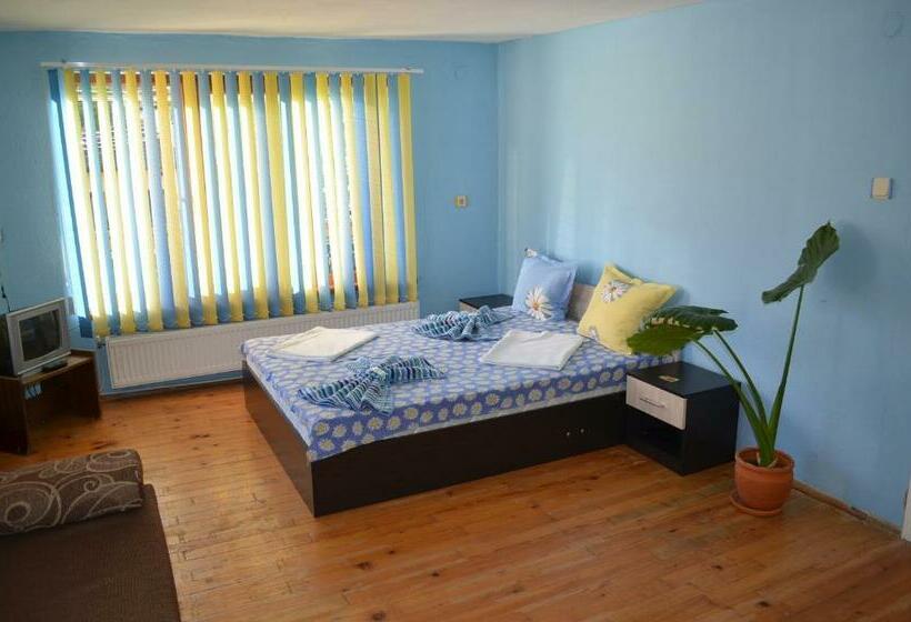 Casa 1 Quarto, Villa Ribarica