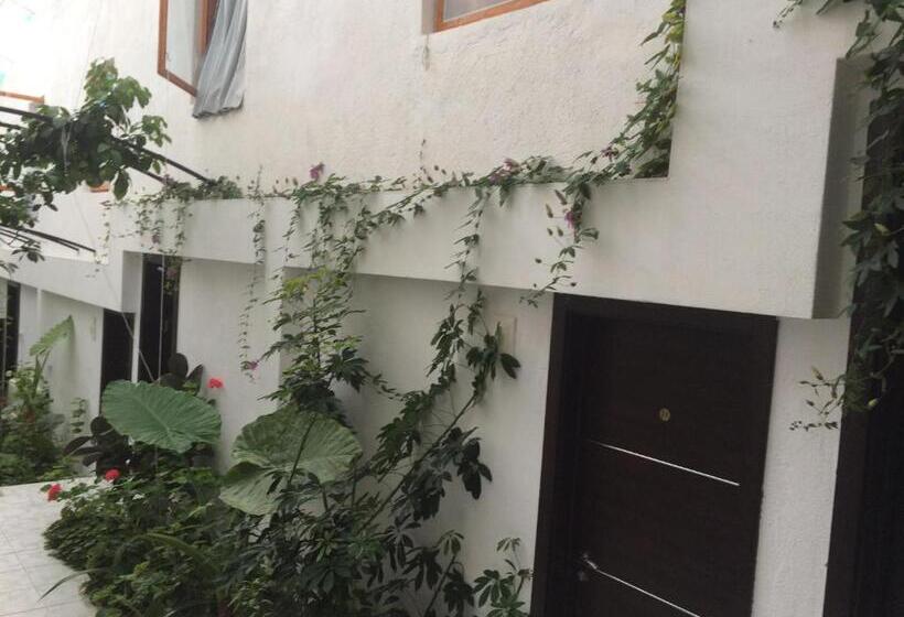 Вилла 1 Спальня Вид на Сад, Family Hotel Belvedere