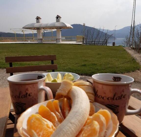 Семейный Номер, Family Hotel Belvedere