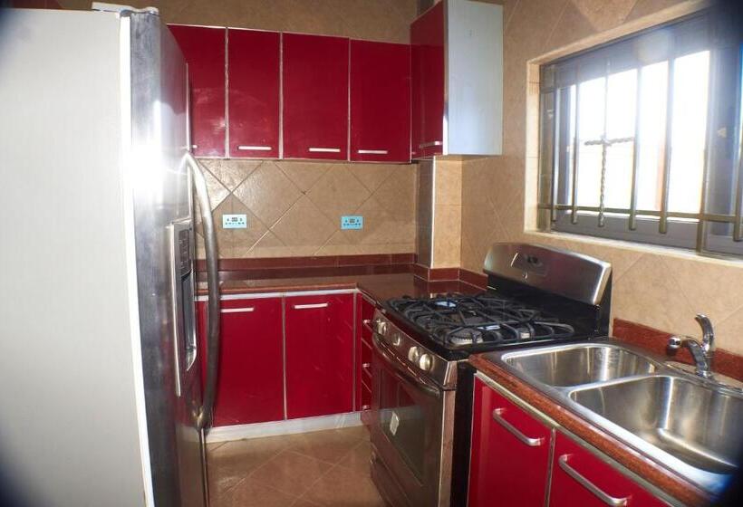 Family Suite, Triple Hill