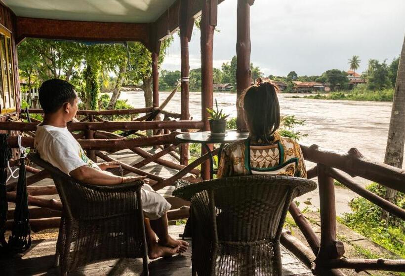 Бунгало Стандарт, Nongsak Riverside Guesthouse & Nongsak Guesthouse