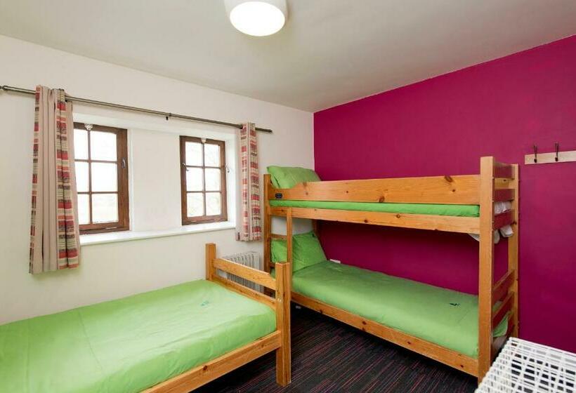 Трехместный Номер Стандарт Совместная Ванная, Yha Brecon Beacons Danywenallt   Hostel