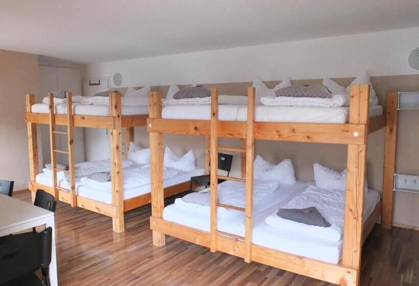 Кровать в Общей Комнате, Outdoor Zentrum Allgäu  Hostel