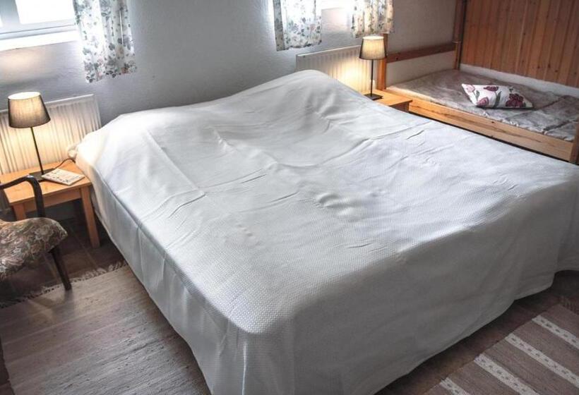Семейный Номер Совместный Санузел, änggårde B&b