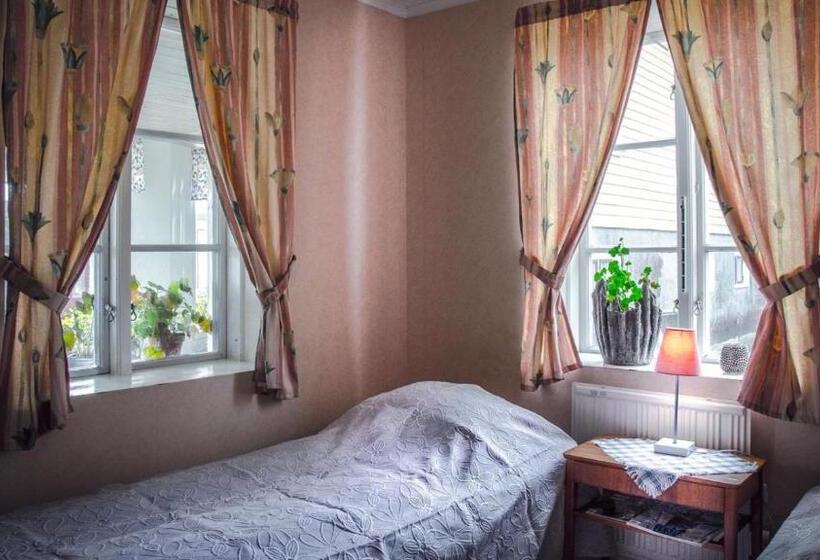 Номер Стандарт, änggårde B&b