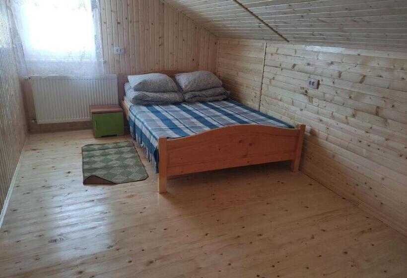 Апартаменты 2 Спальни, Guest House Mandrivnyi Rooms&apartments