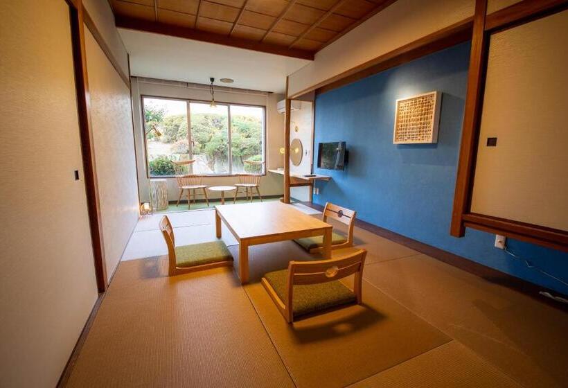 스탠다드 룸 산 전망, Tenku Hotel Kairo