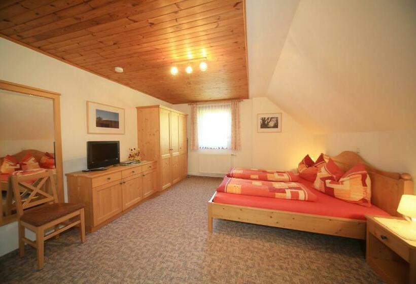 Апартаменты 2 Спальни, Kniebergerhof