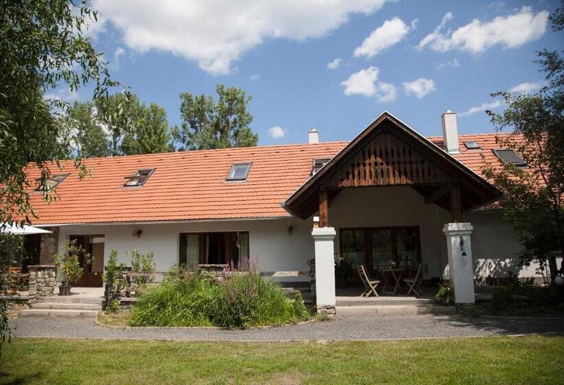 Апартаменты 2 Спальни, Vadlány Vendégház