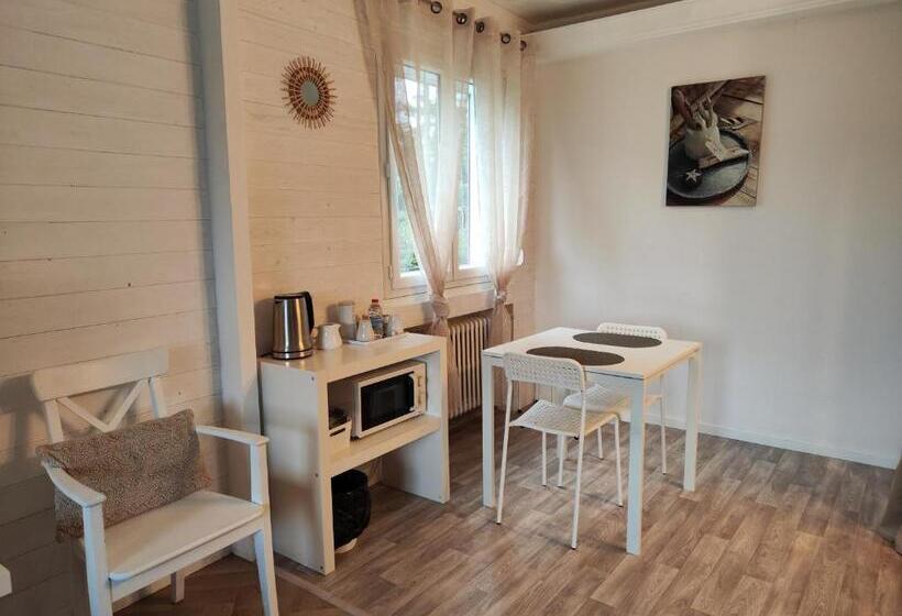 Номер Стандарт с Балконом, La Maison De Boyeux