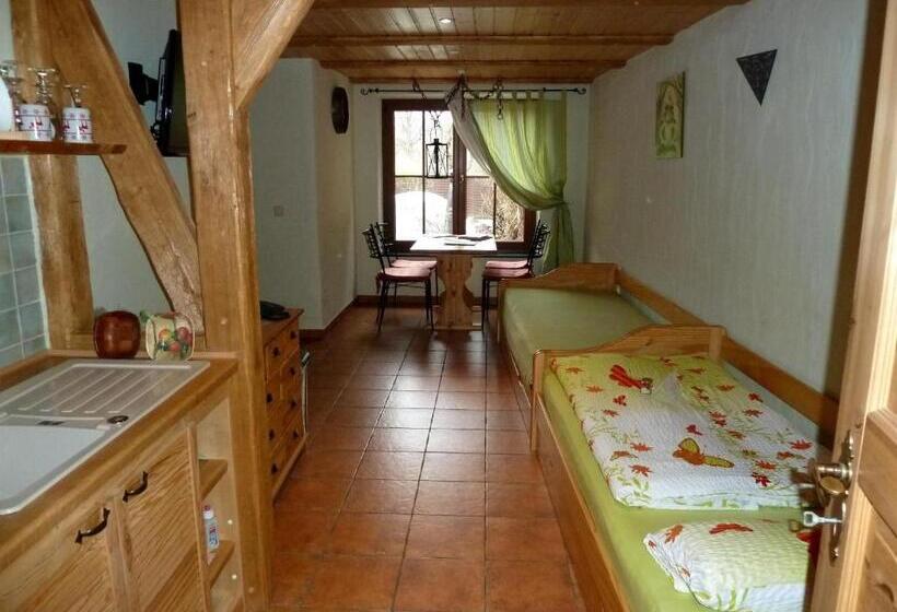 Номер Стандарт Вид на Сад, Gästezimmer Am Märchenbrunnen