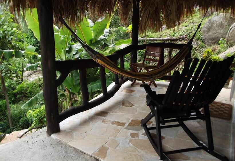스탠다드 방갈로, Monte Verde Hostal