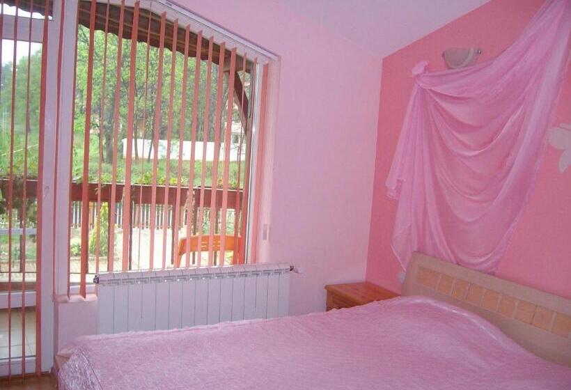 Quarto Estandar com Sacada, Sveti Georgi Family