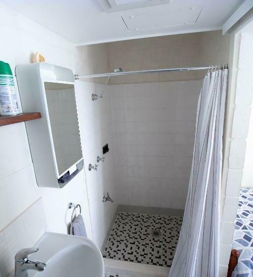 Семейный Номер, Tuross Head Motel