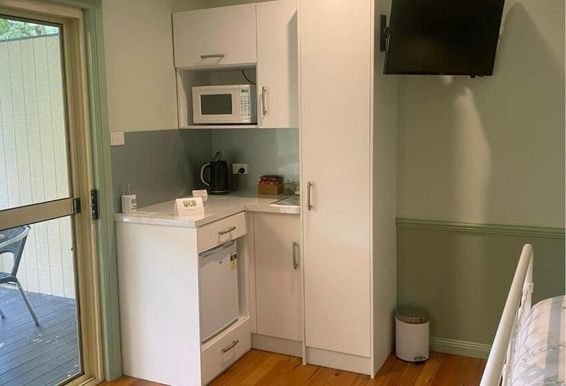 스위트 킹사이즈 침대, Copeland House