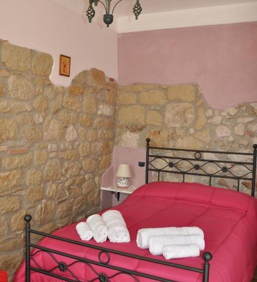 غرفة كلاسيكية ثلاثية, Agriturismo San Michele