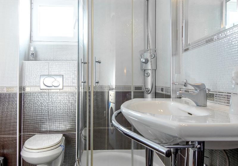 استودیوی استاندارد با چشم‌انداز دریا, Apartments Duje