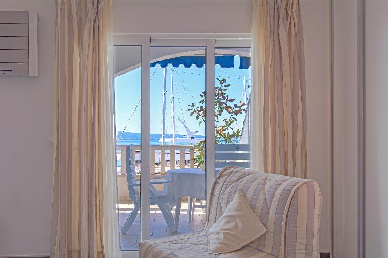 استودیوی استاندارد با چشم‌انداز دریا, Apartments Duje