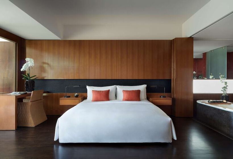 سوئیت با چشم‌انداز رودخانه, Anantara Chiang Mai Resort