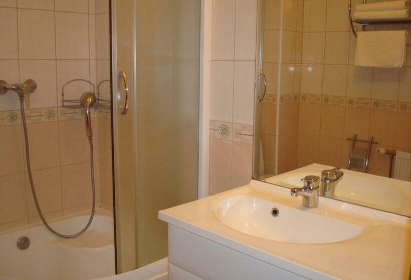 Апартаменты 2 Спальни, Major Hotel és Palóc Apartmanház