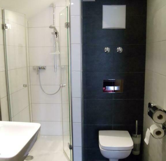Номер Стандарт с Балконом, Weinhotel Kienle