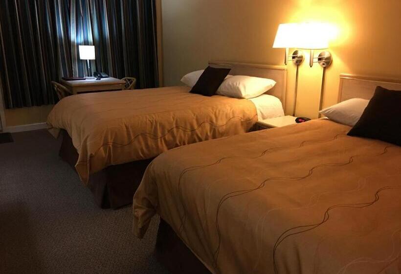 패밀리 룸, Westwood Motel 100 Mile House