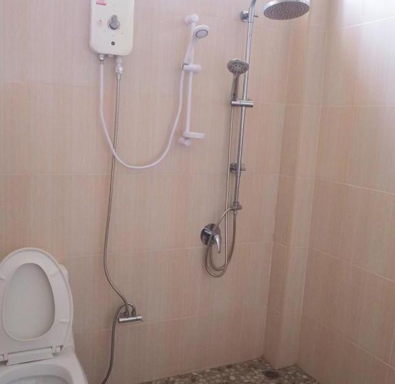 اتاق استاندارد سه تخته با بالکن, Pru Valley Thaley Tai Resort