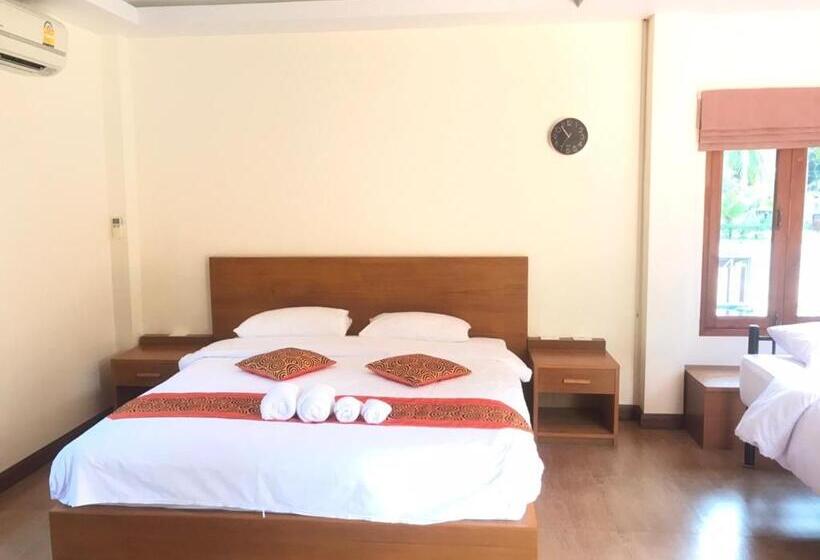اتاق استاندارد سه تخته با بالکن, Pru Valley Thaley Tai Resort