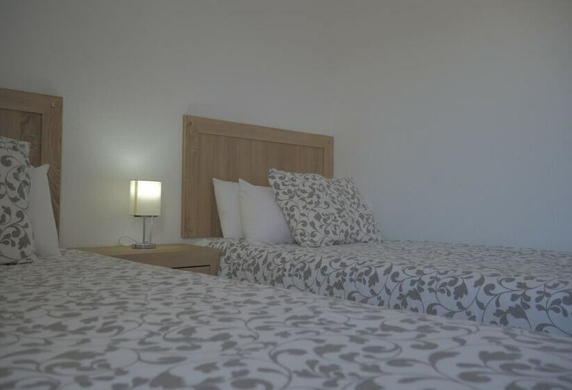 Апартаменты 1 Спальня, Apartamentos Piramides